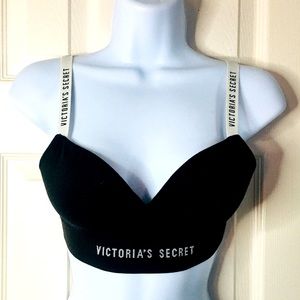 Victoria Secret Sports Push Up Bra sz XS.